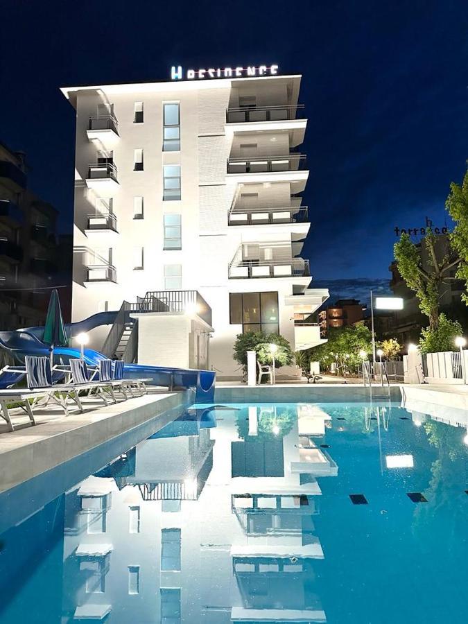 Clubhotel Residence Чезенатико Экстерьер фото